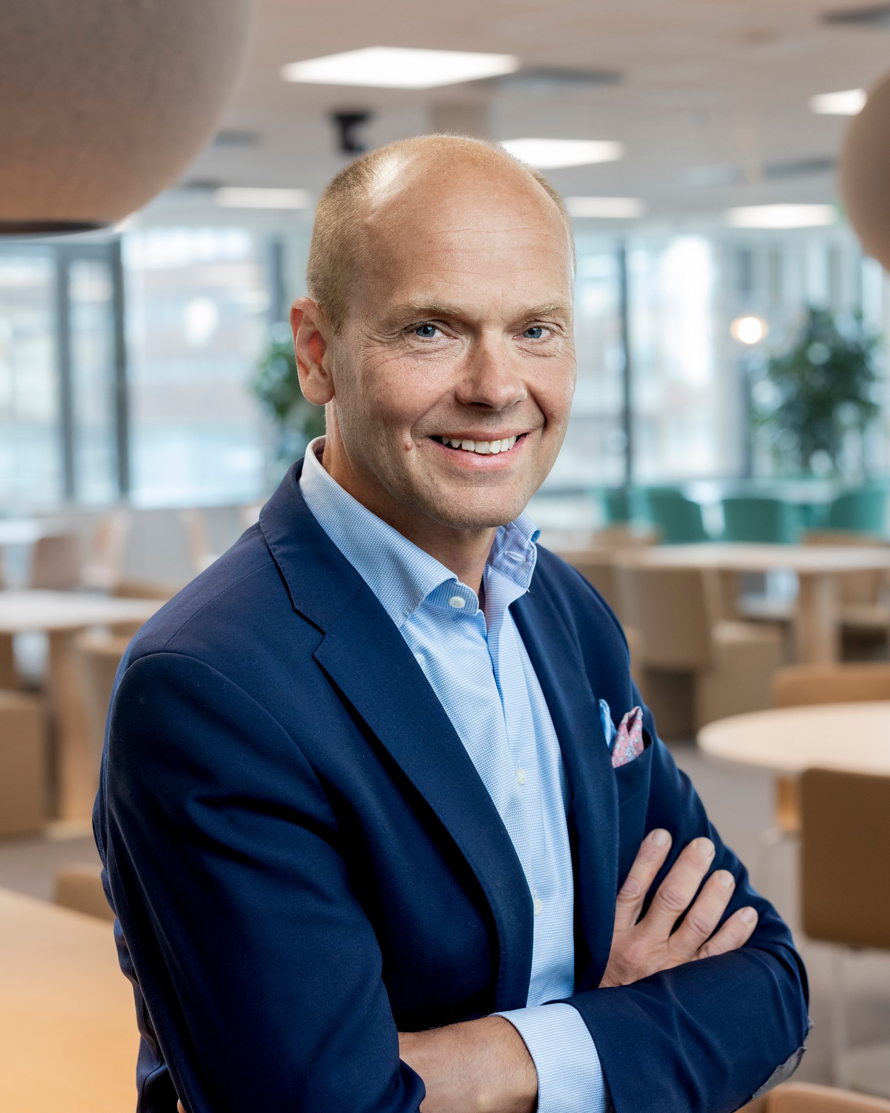 Johan Lindh, VP, Investor Relations