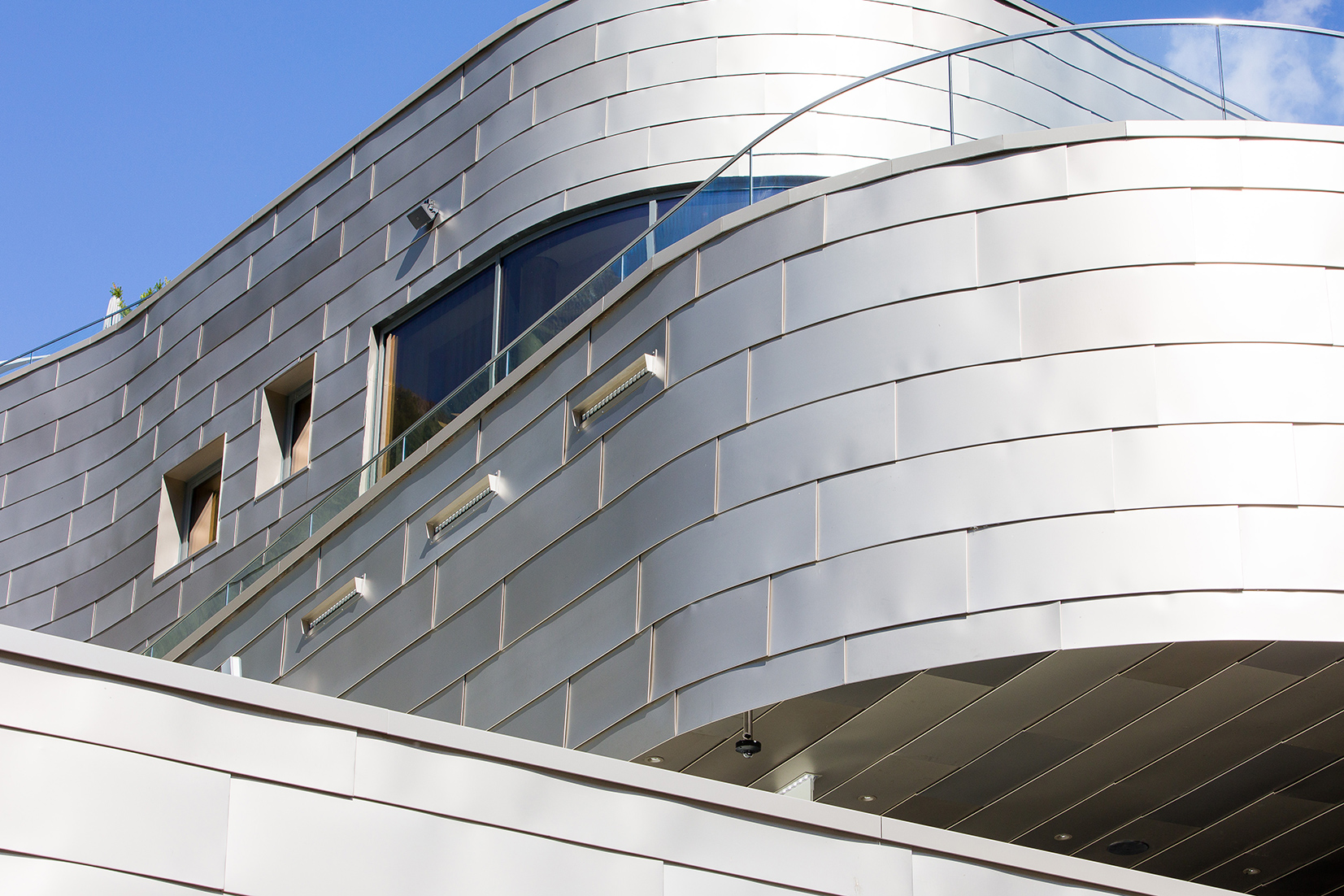 Detail of the Silvretta Therme building exterior walls.